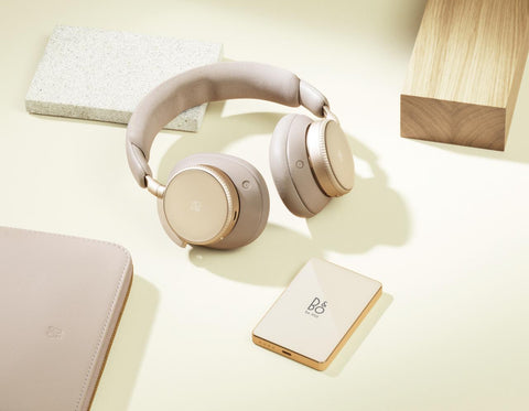 Beoplay H100 + powerbank
